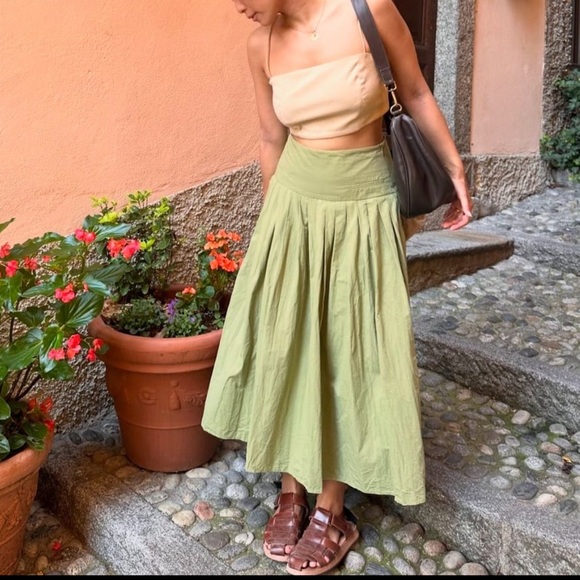 Zara Cotton Pleated Midi Skirt Mid Waist Yoke Detail at waist ZW Green XS NWT - Picture 7 of 16